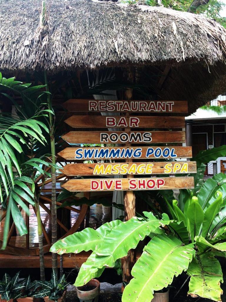 Love'S Beach & Dive Resort Moalboal Exterior photo